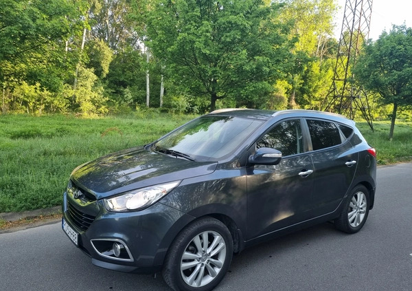 Hyundai ix35 cena 39300 przebieg: 171000, rok produkcji 2010 z Poznań małe 301